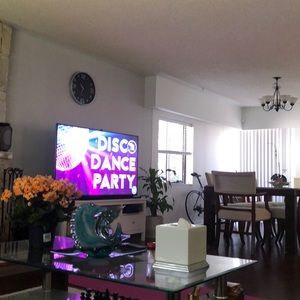 Meet your Posher, Joy